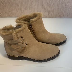 🚺 Franco Sarto Women’s Crystal Ankle Bootie in Sandstone size 10